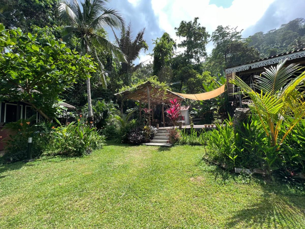 Villa 1511 Coconut Grove Kampong Juara Exterior foto